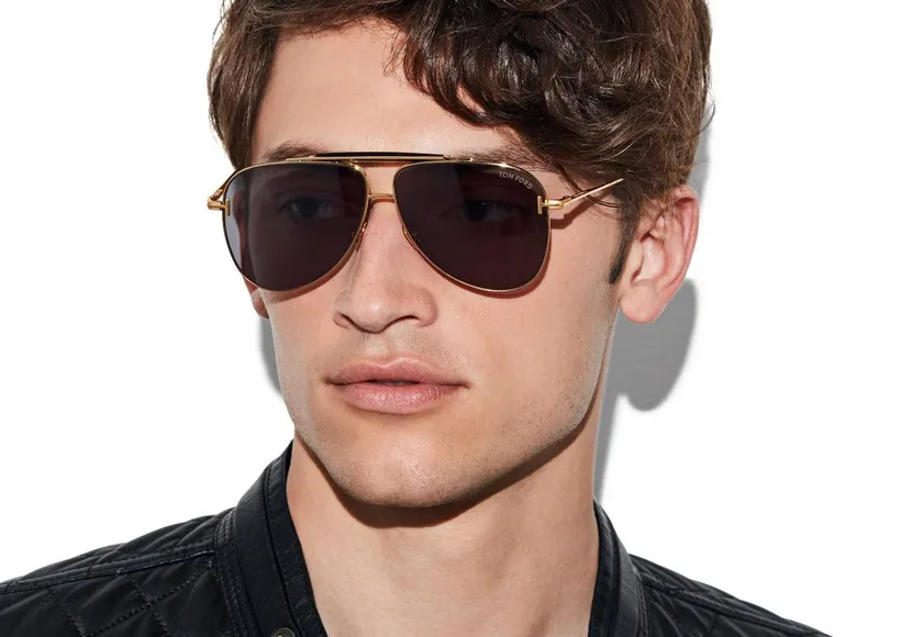 Oversized Sunglasses are trending now again